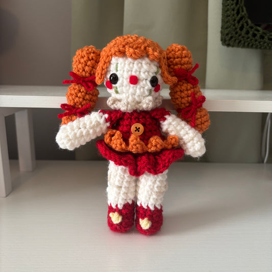 Handmade Crochet Clown Girl Plushie – Whimsical Amigurumi Clown Doll inspired by Circus Baby
