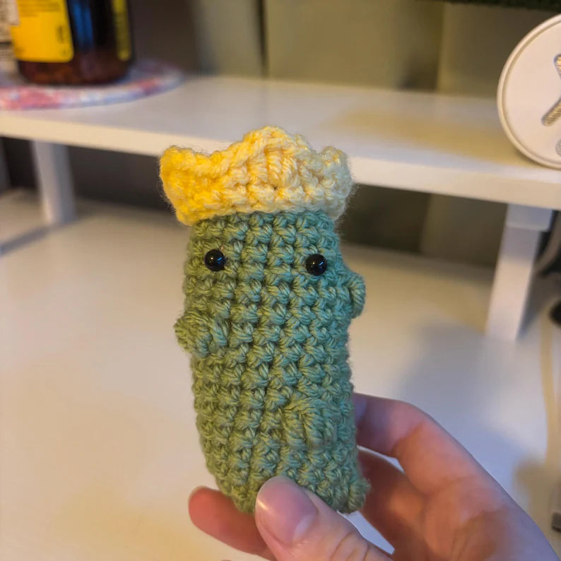 Crochet Pickle with 5 Hats – Amigurumi Pattern (PDF Download)
